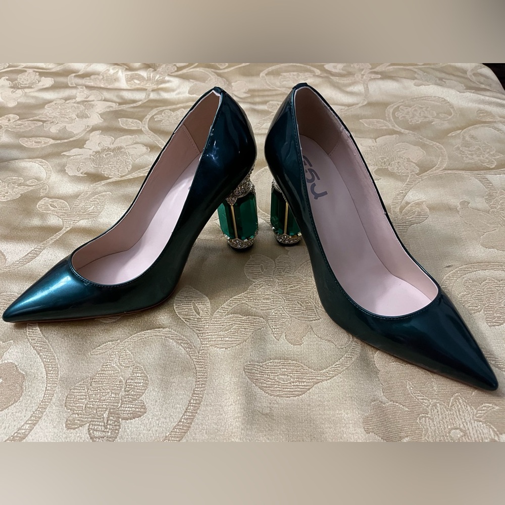 FSJ Women Pointed Toe Chunky Block Crystal High Heel Emerald Green